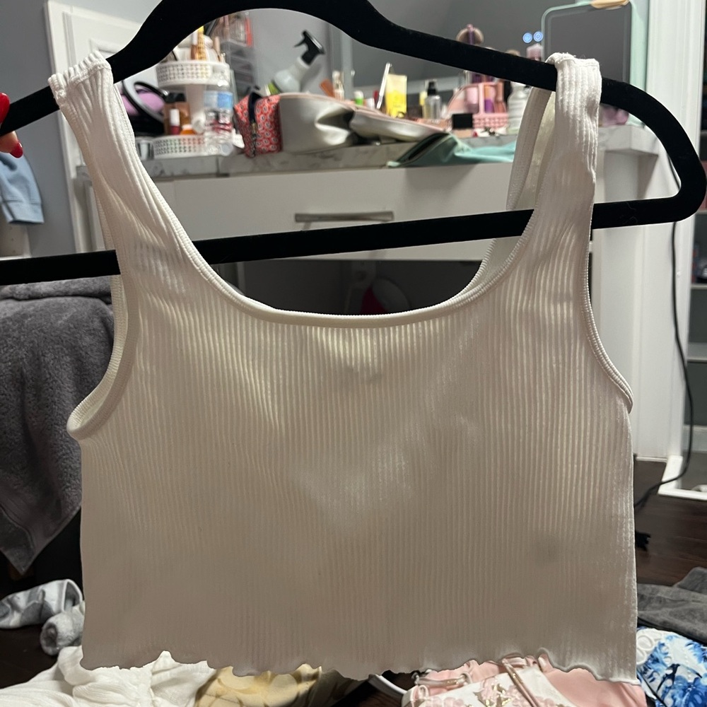 Elegant White Ribbed Women's Tank Top